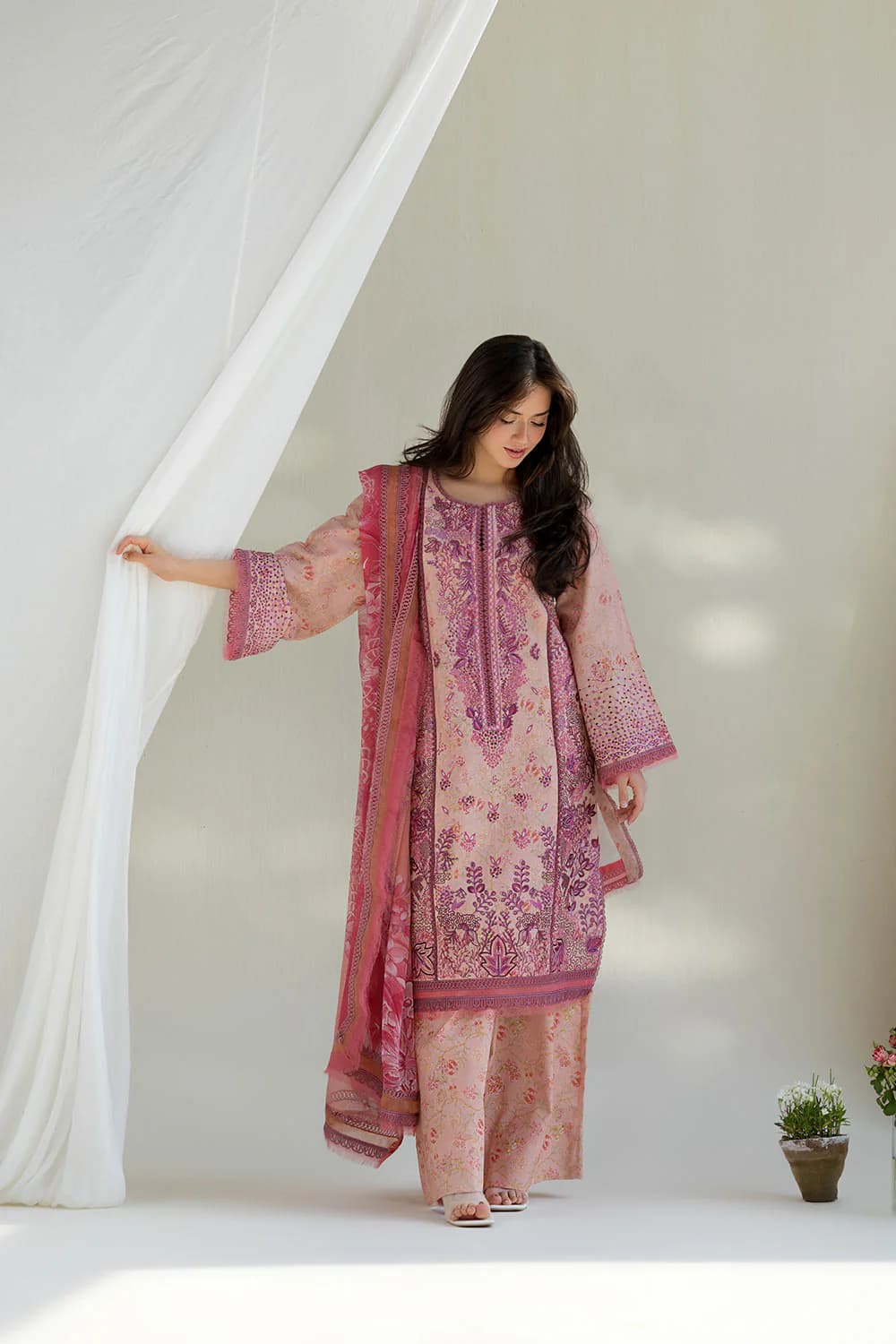 Design 5B Vital 2026 Unstitched 2