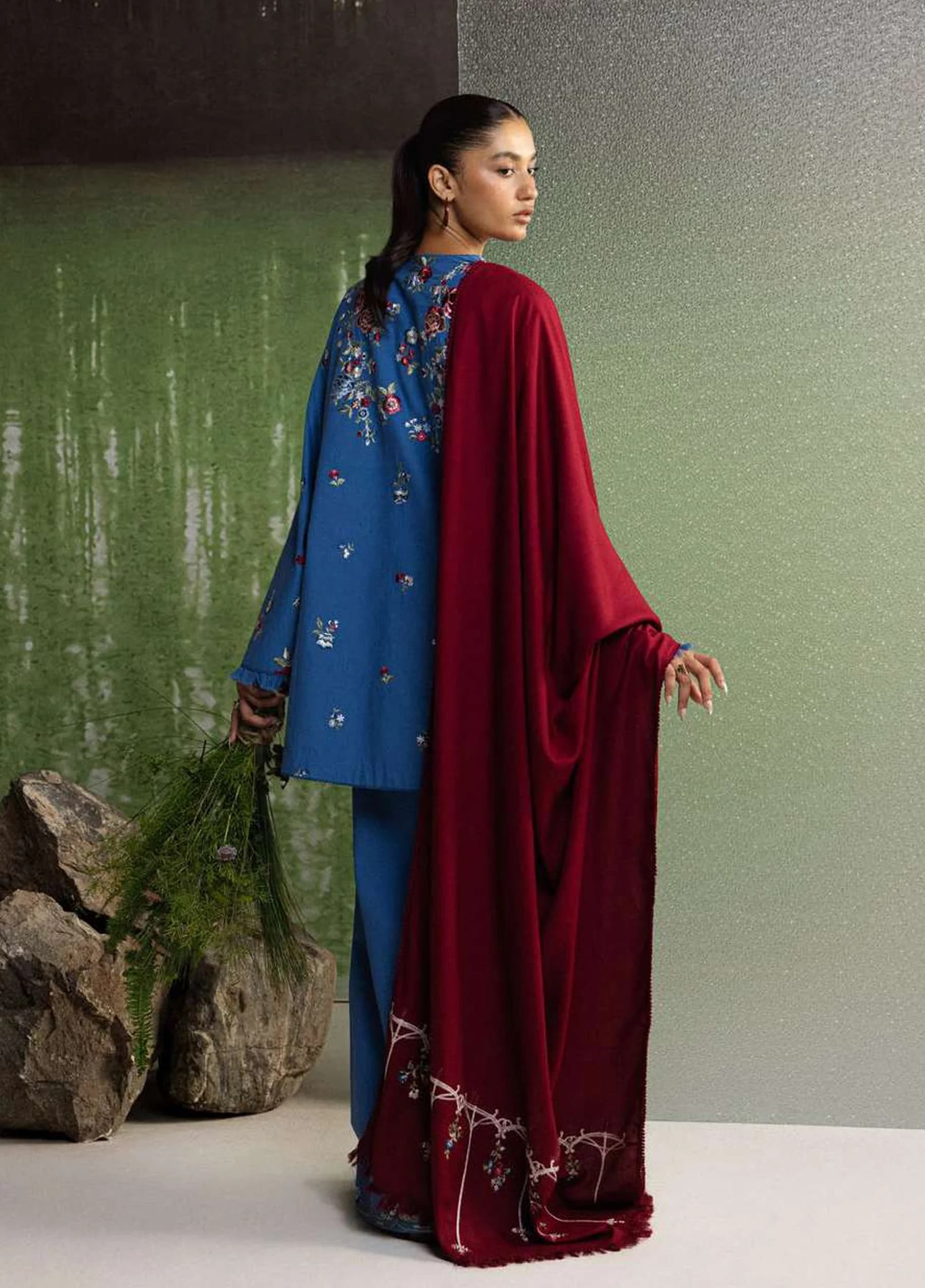 Coco by Zara Shahjahan Unstitched Khaddar 3 Piece Suit CZS26UKW ASMANI 9A